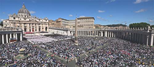 Igreja Católica e fiéis se despedem do papa Francisco sob forte comoção