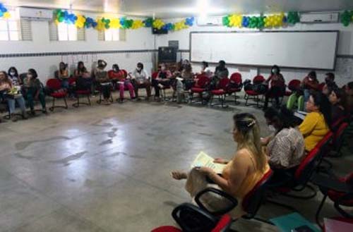 Educação realiza encontro para discutir prevenção à violência nas escolas