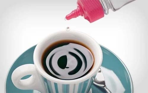 Consumo de adoçante aumenta risco de câncer em 13%, sugere estudo