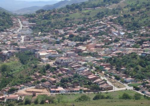 Agricultor é assassinado na presença da esposa em Mata Grande 