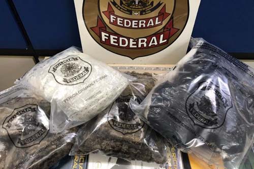 PF prende passageira com dois quilos de drogas no Aeroporto Zumbi dos Palmares