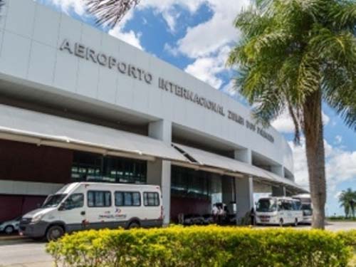 Bolsonaro anuncia que leilão do Aeroporto Zumbi dos Palmares será em março