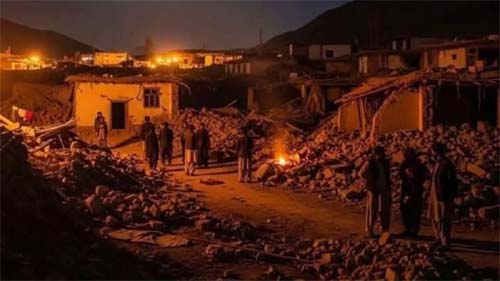 Tragédia no Afeganistão: Terremoto Deixa 800 Mortos