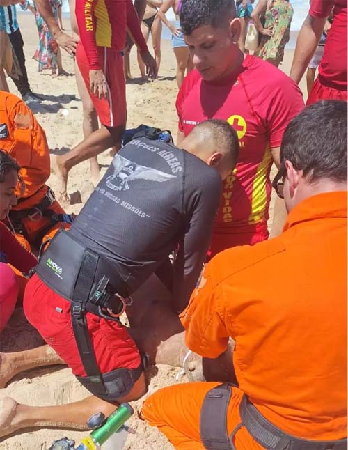 Banhista morre após afogamento na praia de Cruz das Almas, em Maceió