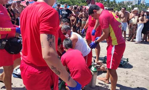 Homem morre após se afogar na praia de Pajuçara, em Maceió