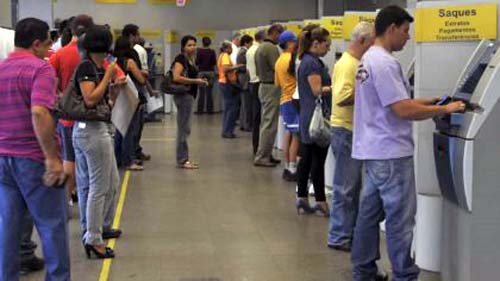 Confira o horário de funcionamento das agências bancárias neste fim de ano