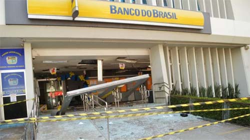 'Novo Cangaço': o que acontece nas cidades onde bandidos explodem bancos