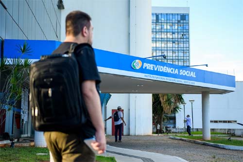INSS suspende contrato com Agibank por graves irregularidades no atendimento a aposentados