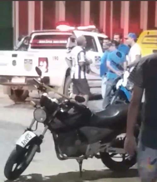 Polícia Militar encerra aglomeração promovida por prefeito de Viçosa