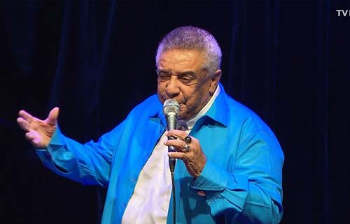 Agnaldo Timóteo tem alta após quase dois meses internado