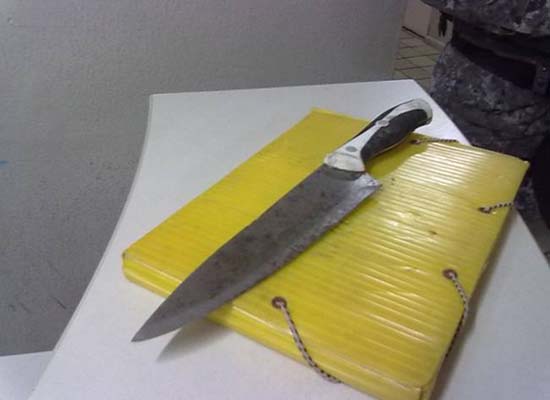 Esfaqueada na 'Rua dos Cabarés', jovem é socorrida por taxista