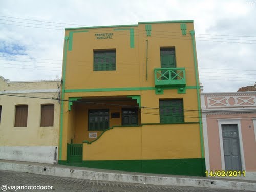 Vereadora assume o cargo de prefeita em Água Branca