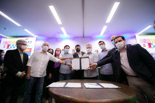 Mais de 60 municípios alagoanos assinam contrato bilionário de concessão de água