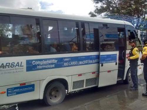 Passagens do transporte intermunicipal ficam cerca de 7% mais caras, a partir deste sábado