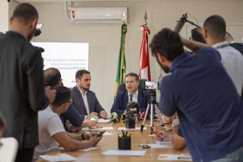 Governador cria Gabinete de Crise e anuncia R$ 20 milhões para combater coronavírus 