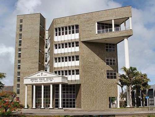 Prefeito é alvo de ação por não prestar contas de verba recebida da União para combate ao coronavírus