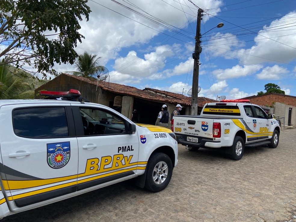 Dono de bar é preso com arma de fogo em Tanque D’arca, Alagoas