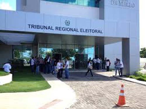 TRE/AL diz que mantém diálogo com servidores para retomada dos trabalhos presenciais