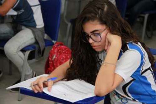 Com profissionais vacinados, Estado prevê retorno a aulas presenciais em 16 de agosto