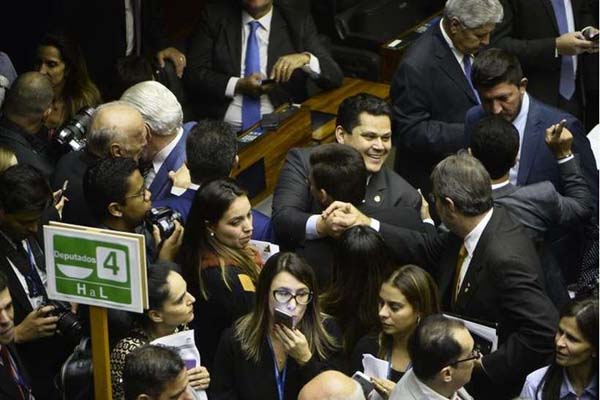 Congresso e governo fecham acordo sobre o Orçamento impositivo