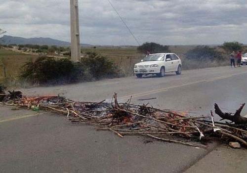 Banda evangélica é alvo de bandidos na rodovia AL-220