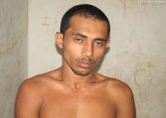 Homem é flagrado furtando dentro do BB do Farol