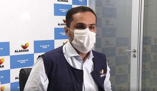 Secretário de Saúde diz que governo não vai ceder a 'pressões' para flexibilizar isolamento