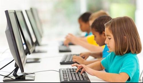 Até o momento, o governo de Lula não alocou nenhum centavo no programa de alfabetização