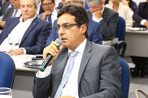 Entidades da construção veem com preocupação o corte no programa Casa Verde e Amarela