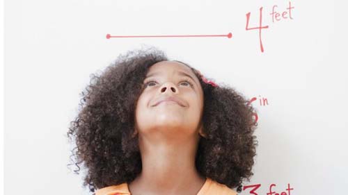 Alimentação ruim faz crianças serem até 20 cm mais baixas na média, mostra estudo