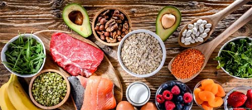 Consumo de produtos ultraprocessados causa 6 mortes por hora no país