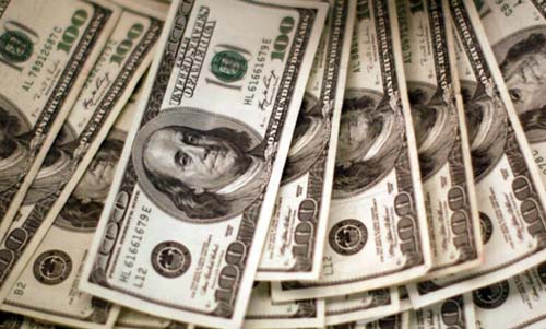 Bolsa tem forte alta e fecha no segundo melhor nível do ano