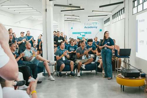 Programa de educação continuada abre vagas para alunos de Computação