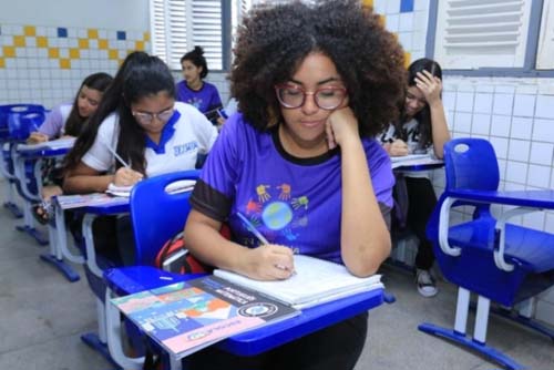 Estado reduz abandono escolar pelo 4° ano consecutivo