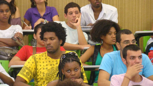 Unesp expulsa 27 estudantes por fraude no sistema de cotas raciais