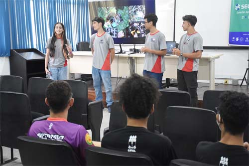 Alunos do Sesi apresentam projetos de iniciação científica a estudantes da Ufal