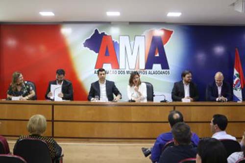 Prefeitos participam de mobilização pela aprovação da cessão onerosa em Brasília