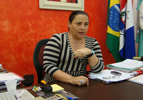 Sânia Tereza ganha liberdade e será monitorada por tornozeleira eletrônica