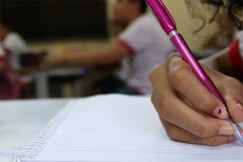 Alagoas e Maceió são, respectivamente, o estado e a capital com maiores índices de analfabetismo do país