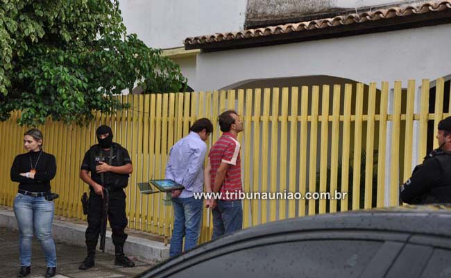 PC prende dois acusados de assaltos a bancos enquanto almoçavam em União dos Palmares