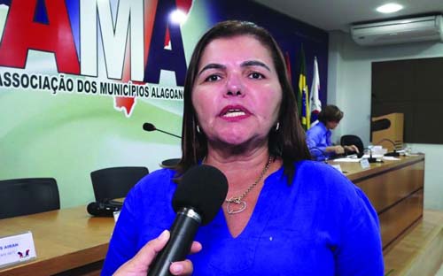 Deputada é condenada a 23 anos de prisão por fraude