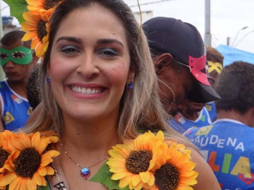 Ângela Vanessa é a primeira mulher eleita prefeita de São José da Laje