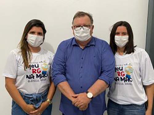 Em dois dias, caravana Meu RG na Mão pelos menos 400 carteiras de identidade em Novo Lino