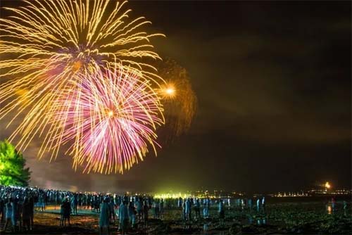 Confira o que abre e o que fecha em Maceió durante o Réveillon 2025