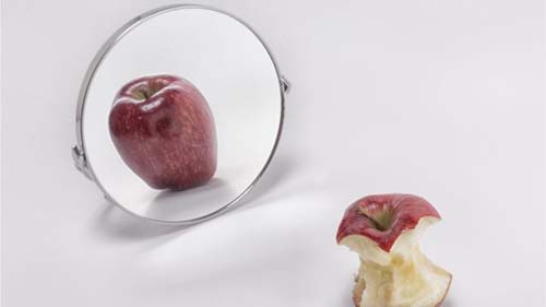 Não é só na mente: estudo diz que anorexia também é causada por DNA