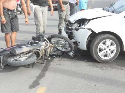 BPRv registra colisão entre carro e moto na AL 110 em Penedo 