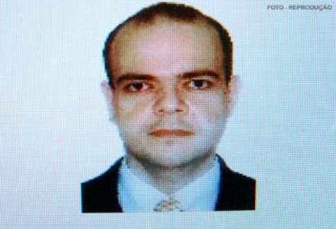 Advogado acusado de tentativa de homicídio se entrega à Polícia Civil 