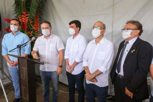 Governo anuncia reconstrução da rodovia que liga Penedo a São Sebastião