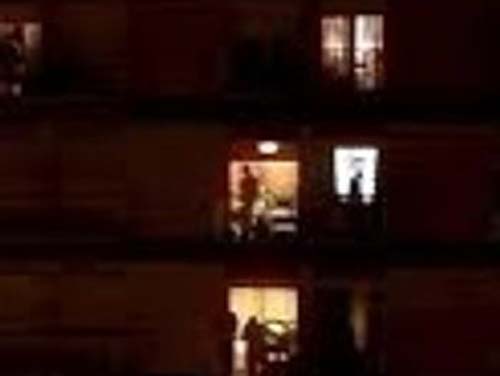 Profissionais de saúde são homenageados com aplausos nas janelas em Maceió; veja vídeos