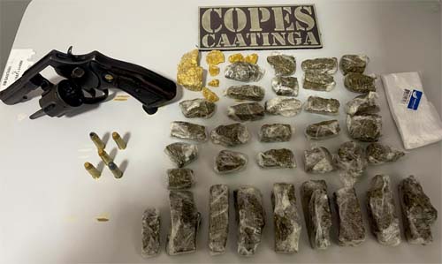 PMAL apreende 26 armas e 20 quilos de drogas em uma semana